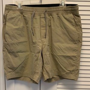 Lululemon Mens Bowline Short - XL